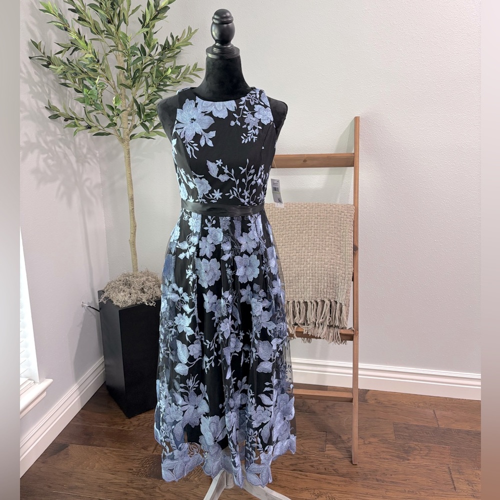Alex Evenings floral Size 4